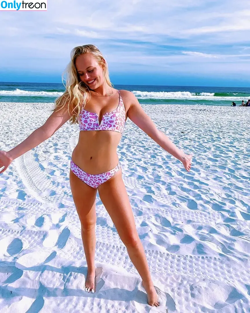 Reagan Ward nude photo #0001 (reaganwardd)