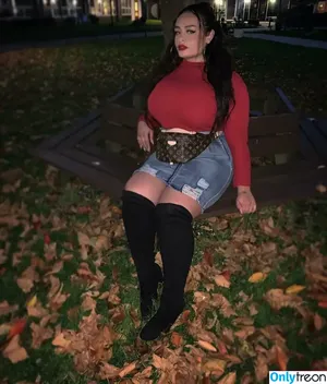 Real April / therealmizapril nude photo #0003