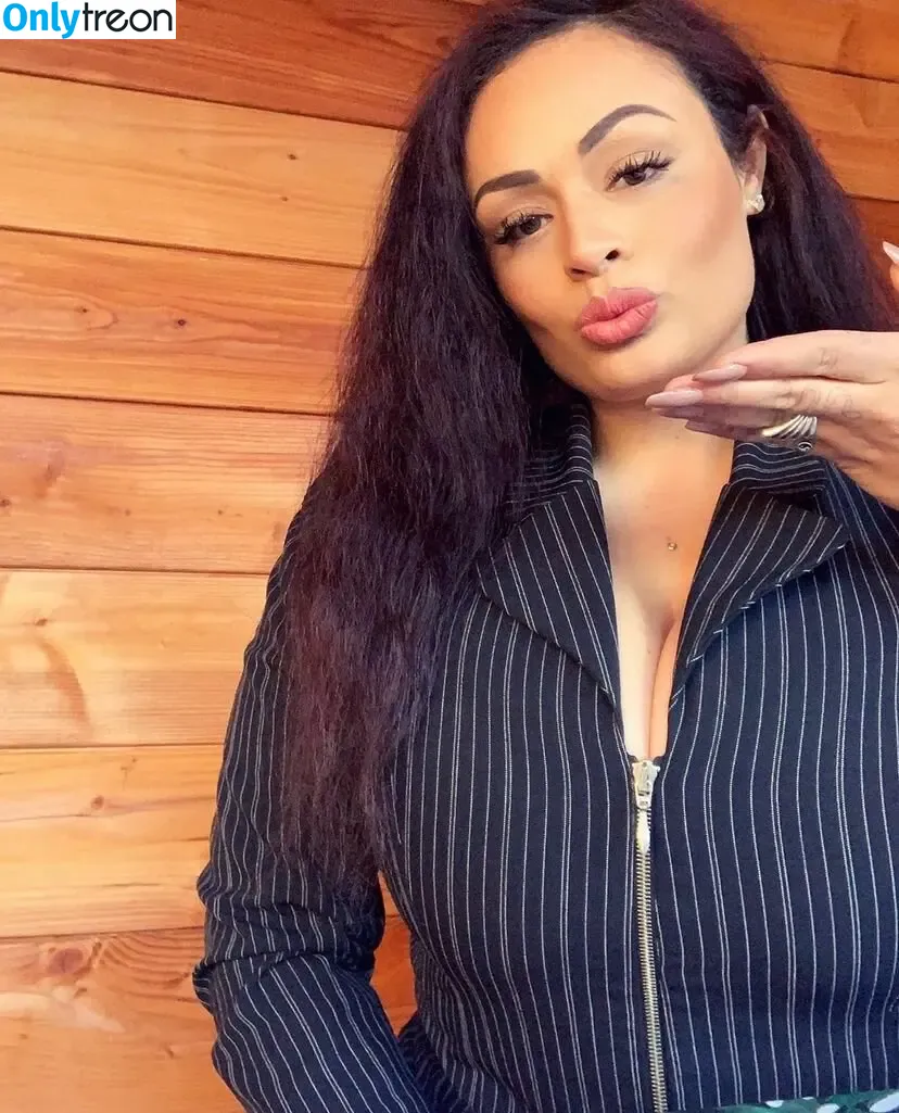 Real April nude photo #0025 (therealmizapril)