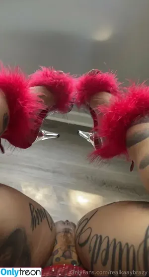 realkaaybrazy / biggkaaybrazyyy nude photo #0193