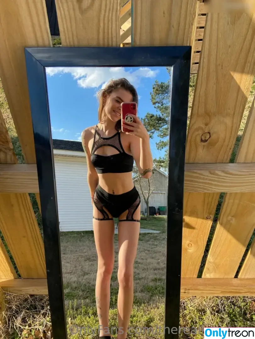realkatelynx nude photo #0227 (realkatelynx)