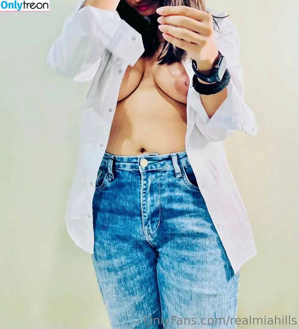 realmiahills nude photo #0013 (realmiahills)