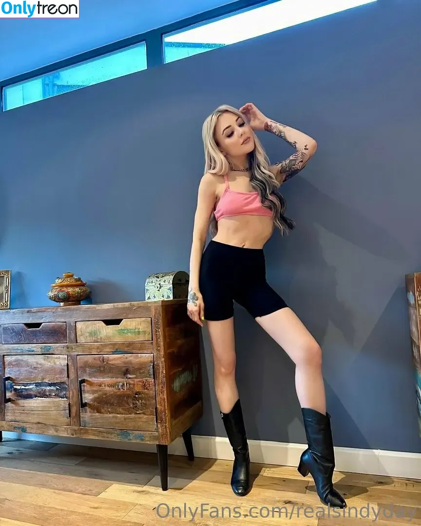 realsindyday nude photo #0180 (realsindyy)
