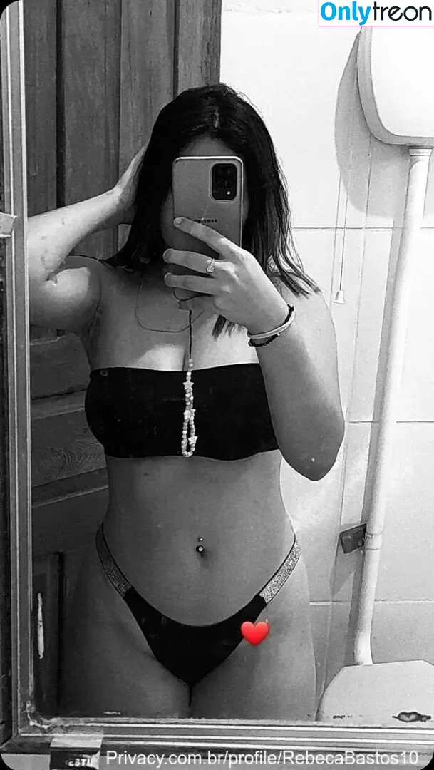 RebecaBastos10 nude photo #0093 (Rebeca_bastos_ofc)
