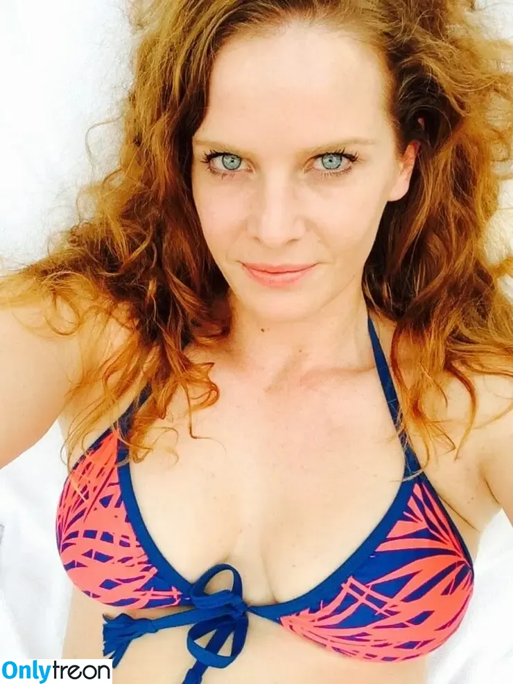 Rebecca Mader nude photo #0003 (bexmader / red head)