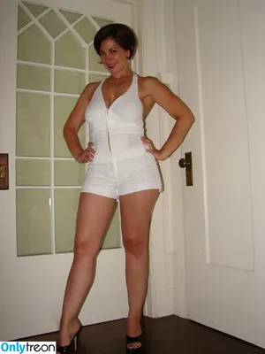 Rebecca's Office / Rebecca Dream nude photo #0172
