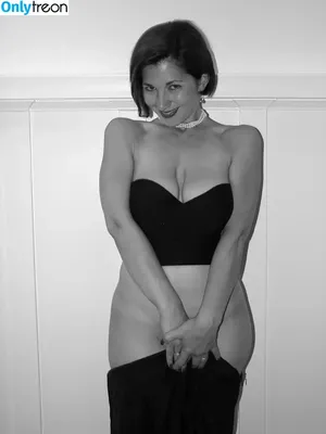 Rebecca's Office / Rebecca Dream nude photo #0205