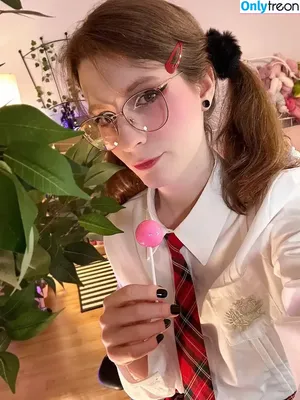RebiSenpai / rebi_senpai nude photo #0022