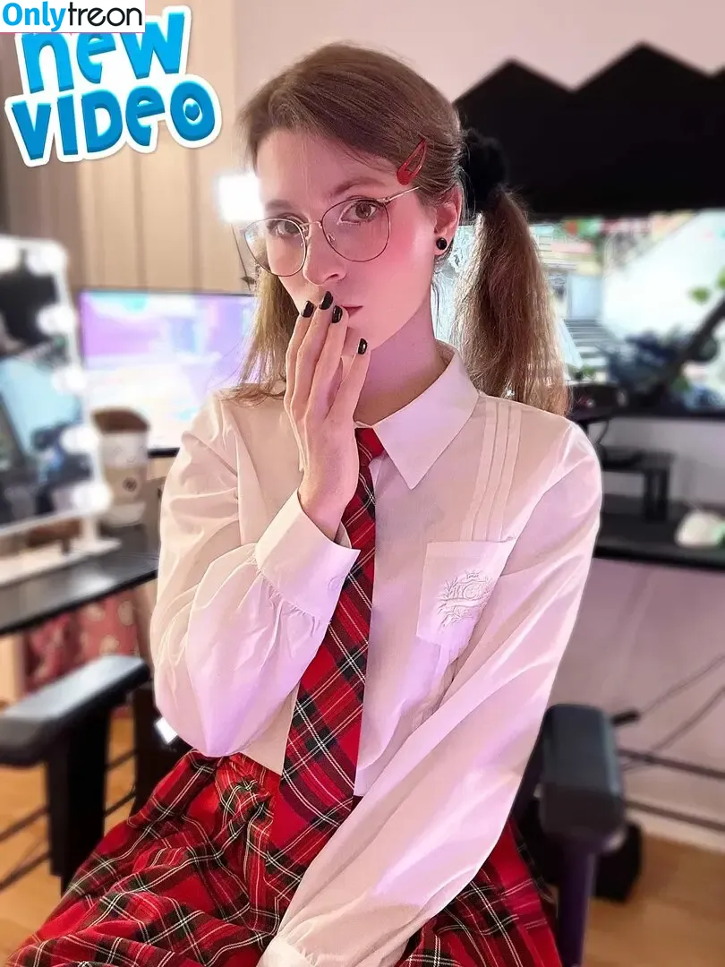 RebiSenpai nude photo #0030 (rebi_senpai)