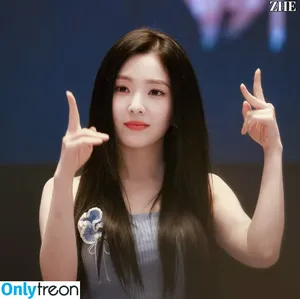 Red Velvet / Irene / renebaebae / thee_red_velvet nude photo #0265