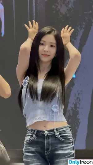 Red Velvet / Irene / renebaebae / thee_red_velvet nude photo #0272