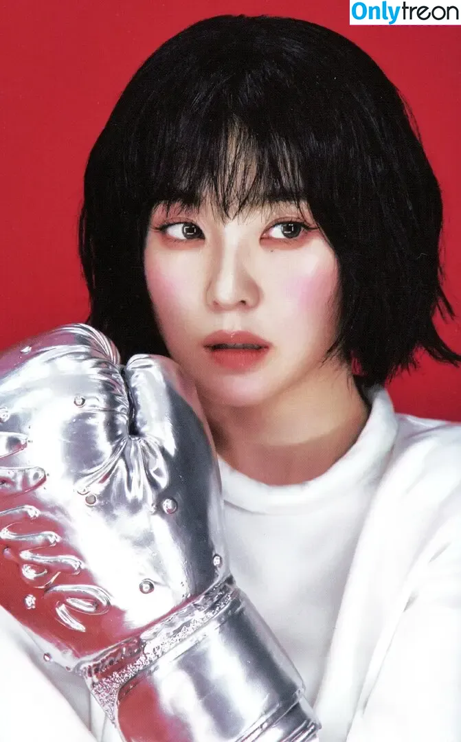 Red Velvet nude photo #0287 (Irene / renebaebae / thee_red_velvet)