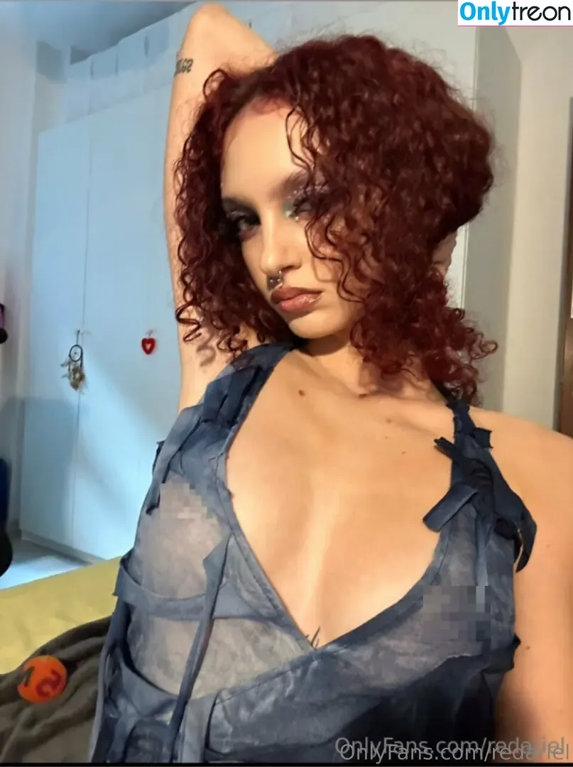 redariel nude photo #0017 (redariiel)