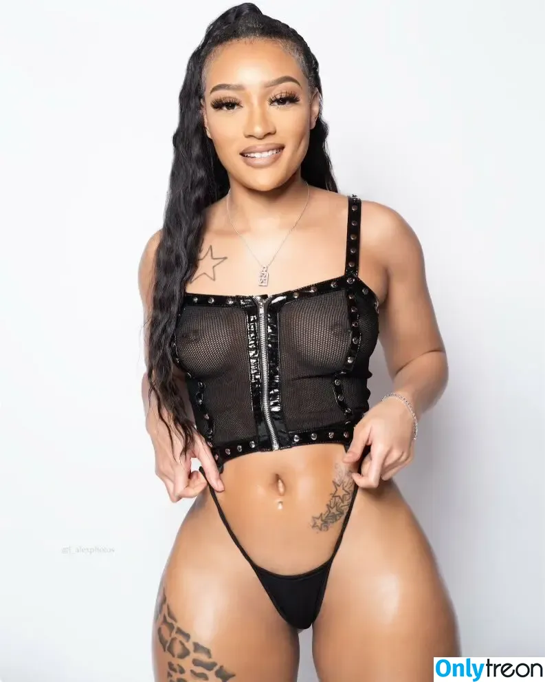 Reddshawtyyy nude photo #0001 (redd.shawtyyy)