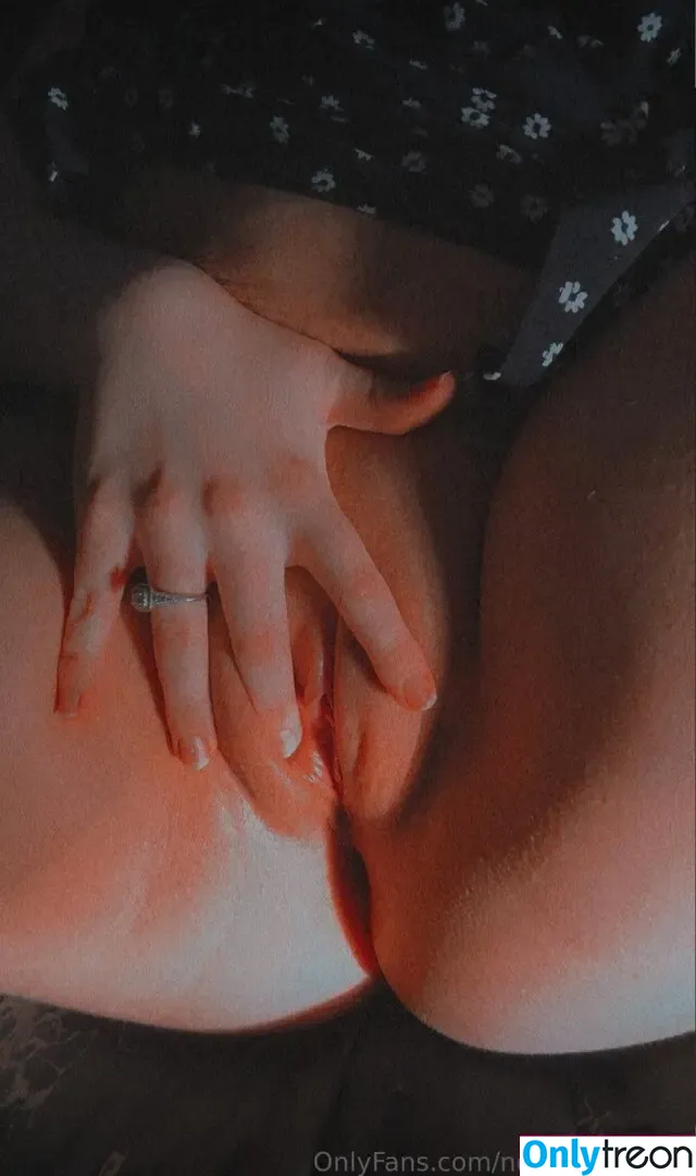 redreptile nude photo #0018 (greenguppi)
