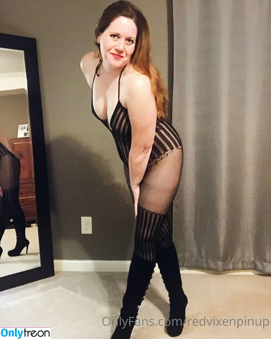 redvixenpinup nude photo #0012 (red_vixen_pinup_backup)