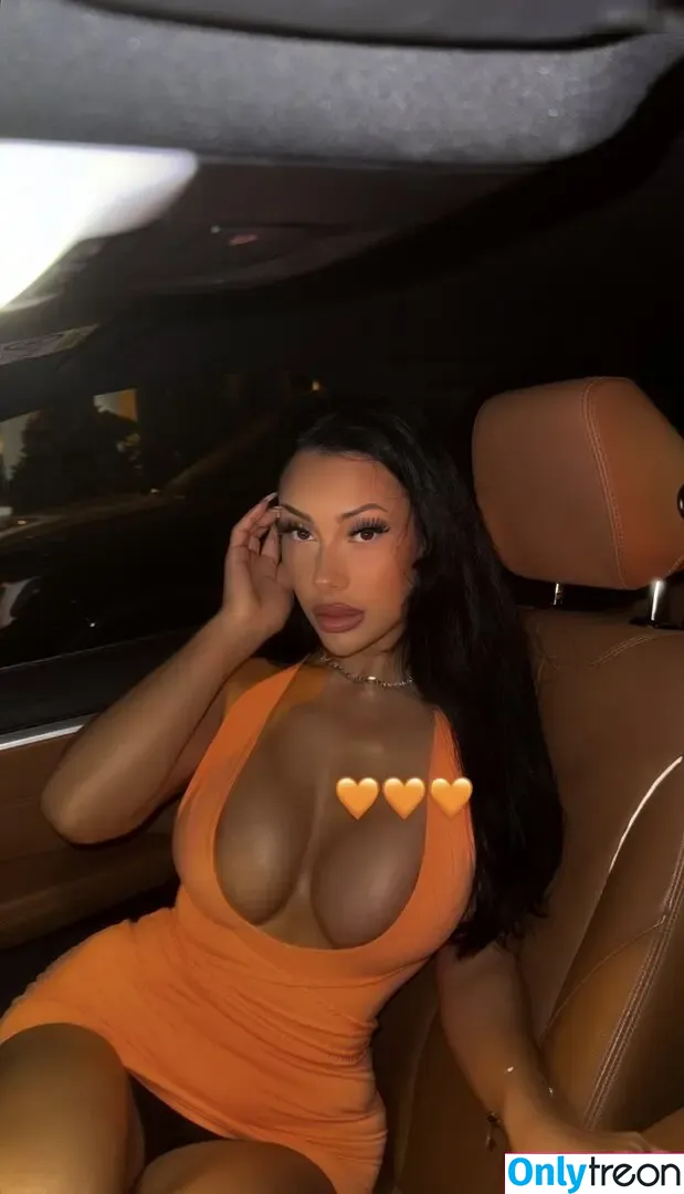 reealmina nude photo #0056 (reealmina)
