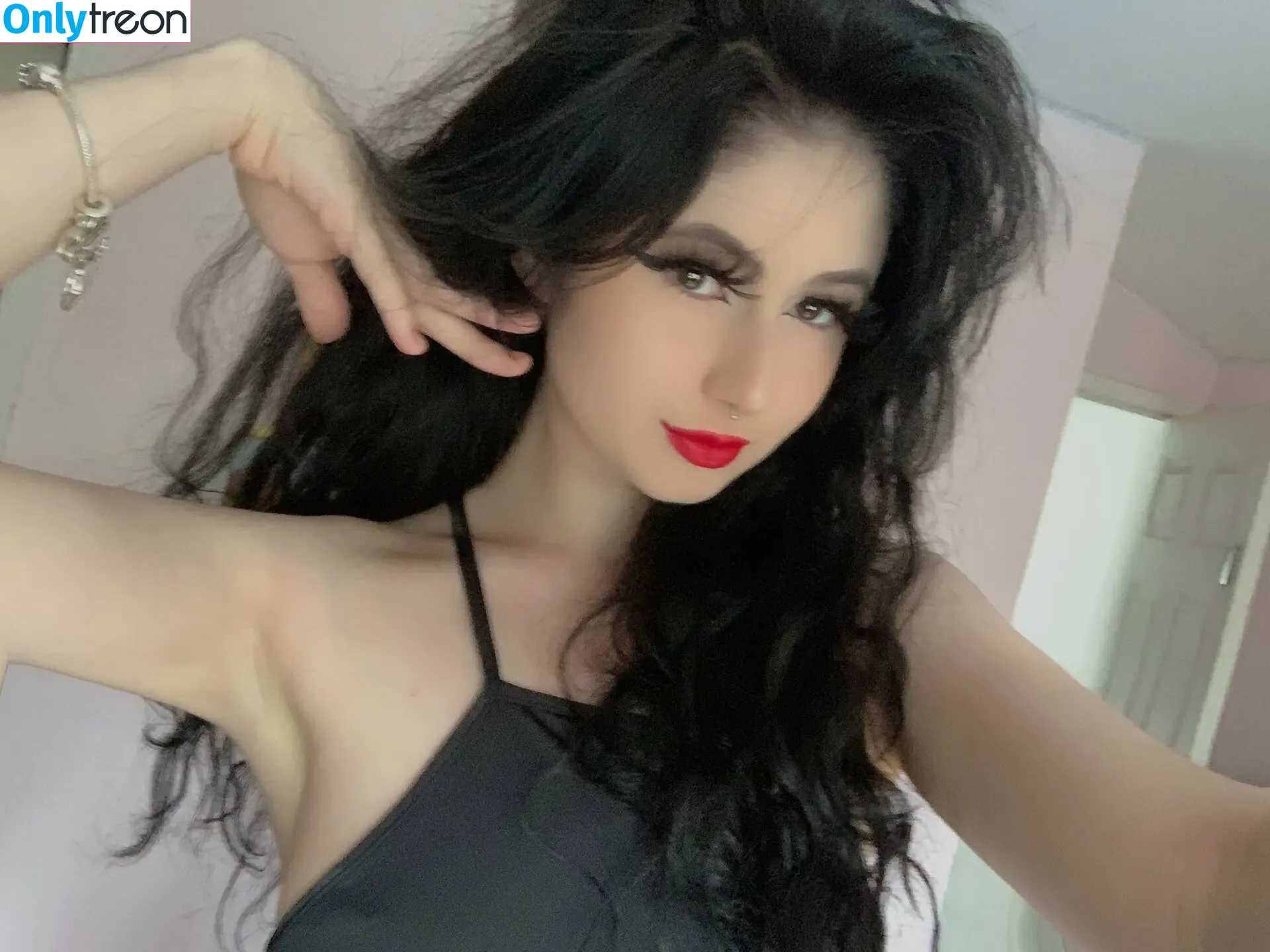 RegeeBot nude photo #0004 (Nyanzy)