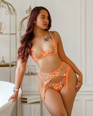 Regina_Unite / reginaunite_fit nude photo #0168