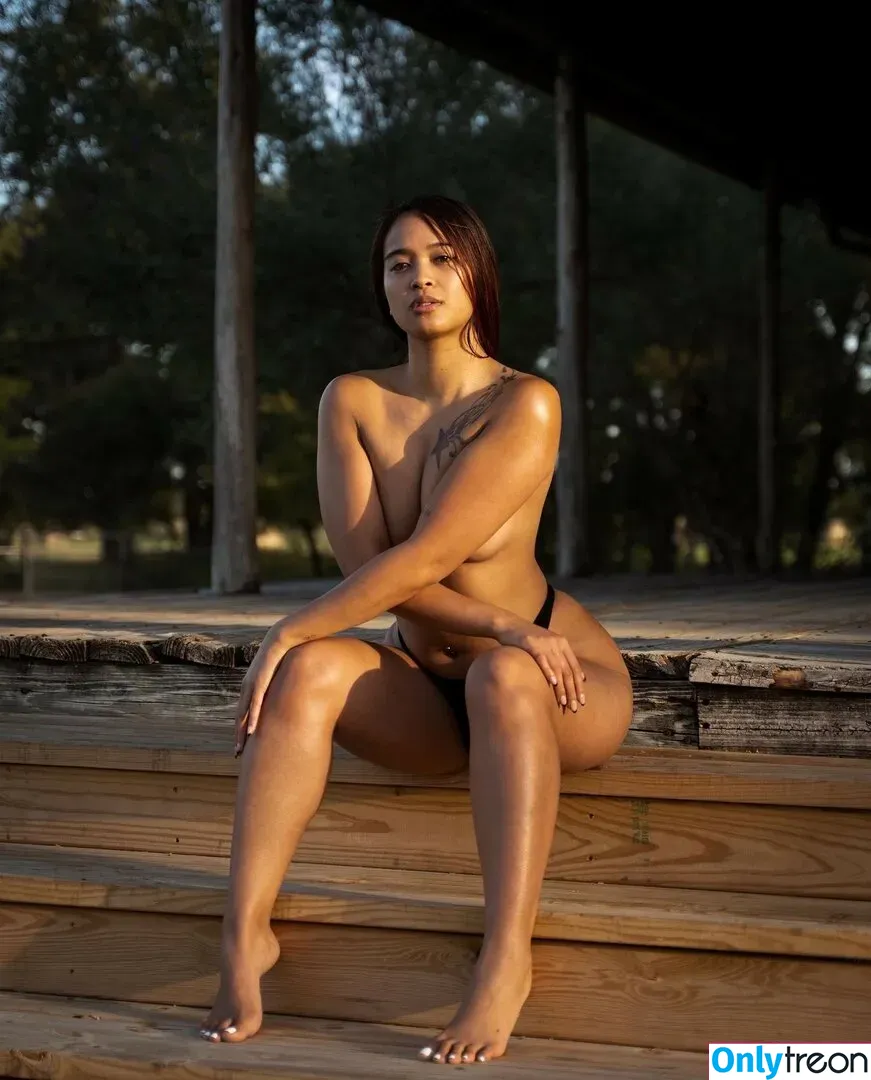Regina_Unite nude photo #0149 (reginaunite_fit)