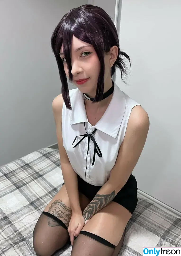 reisesan nude photo #0045 (reistrasza)