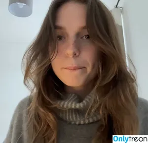 Remmy ASMR / remireaganasmr / remsreality nude photo #0007