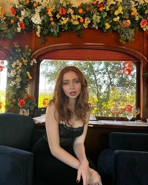 Renatarii / Renata Ri / renata_ri / renatarrii nude photo #0310