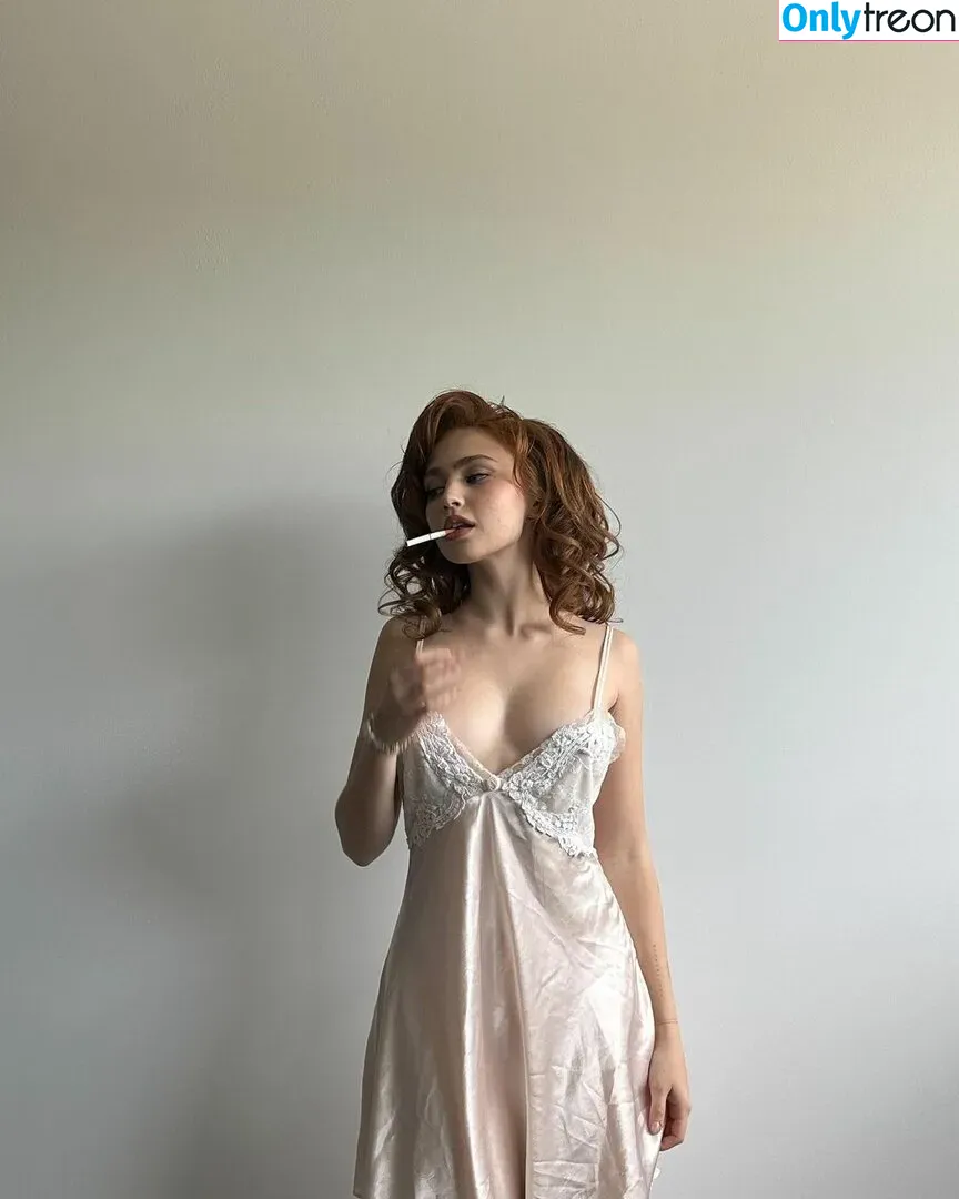 Renatarii nude photo #0117 (Renata Ri / renata_ri / renatarrii)