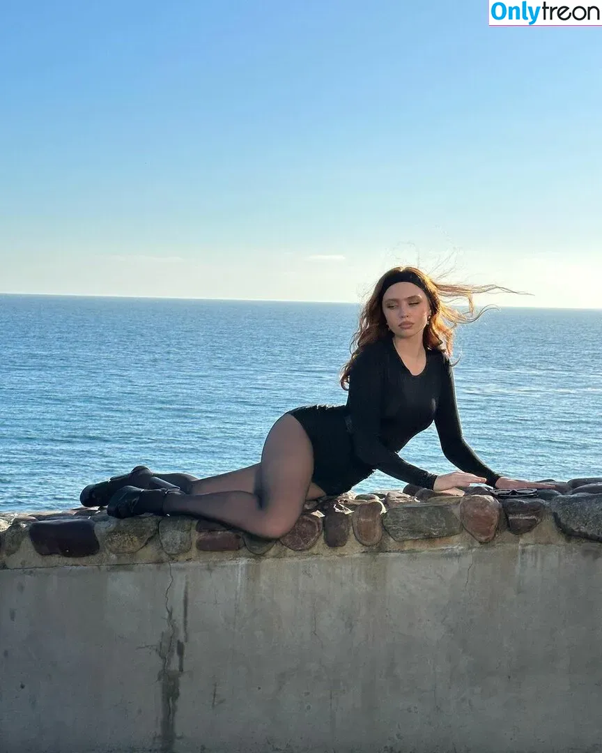 Renatarii nude photo #0276 (Renata Ri / renata_ri / renatarrii)