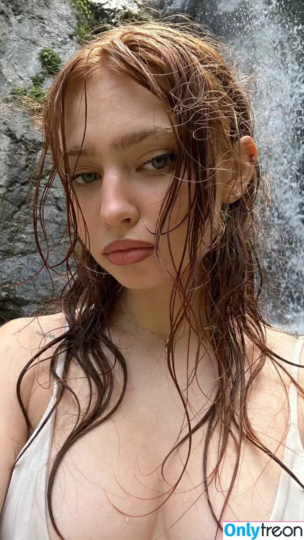 Renatarii nude photo #0321 (Renata Ri / renata_ri / renatarrii)