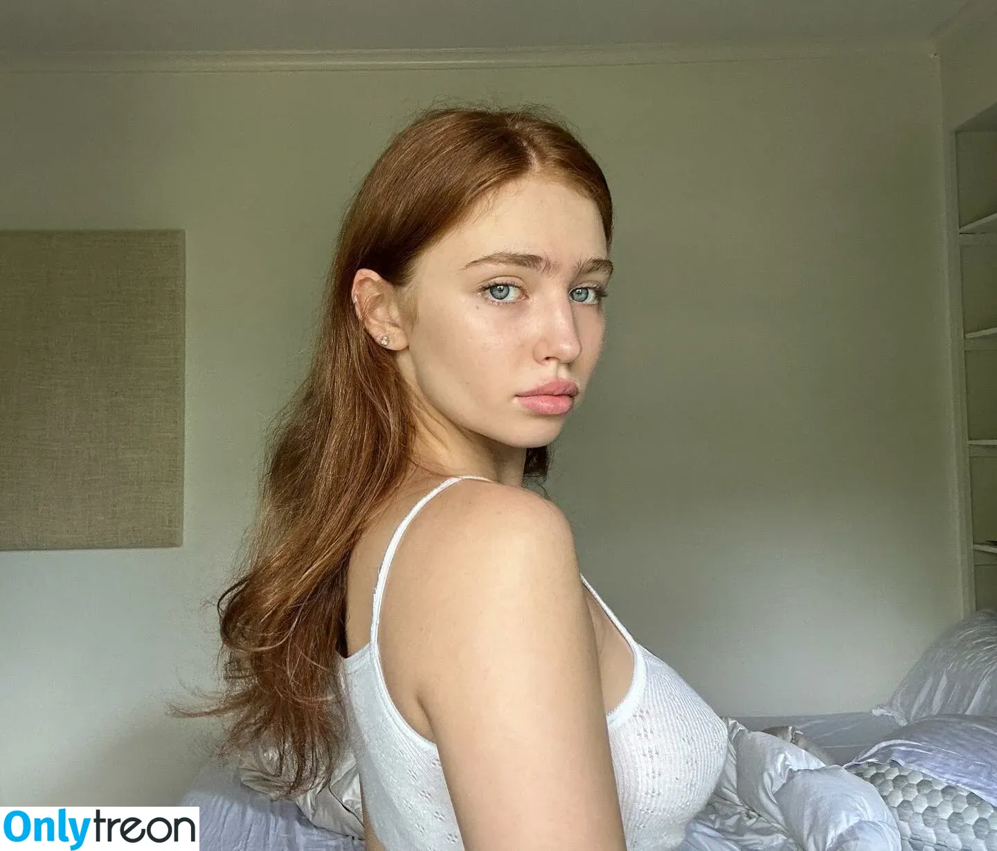 Renatarii nude photo #0387 (Renata Ri / renata_ri / renatarrii)