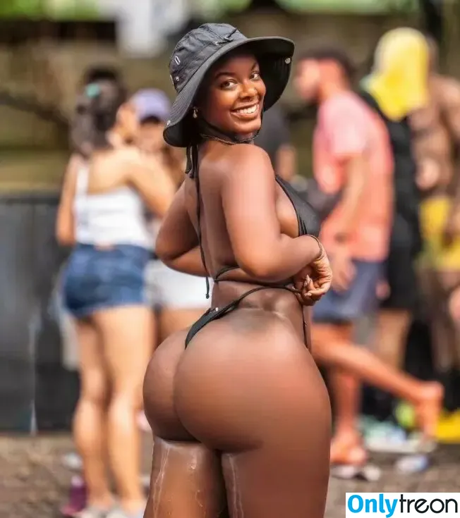 Renee Adjoa nude photo #0026 (reneeadjoa)