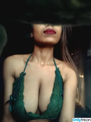  nude photo #0002