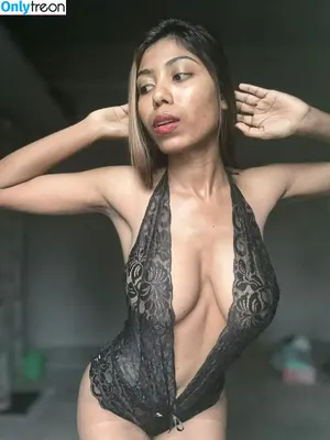 nude photo #0008