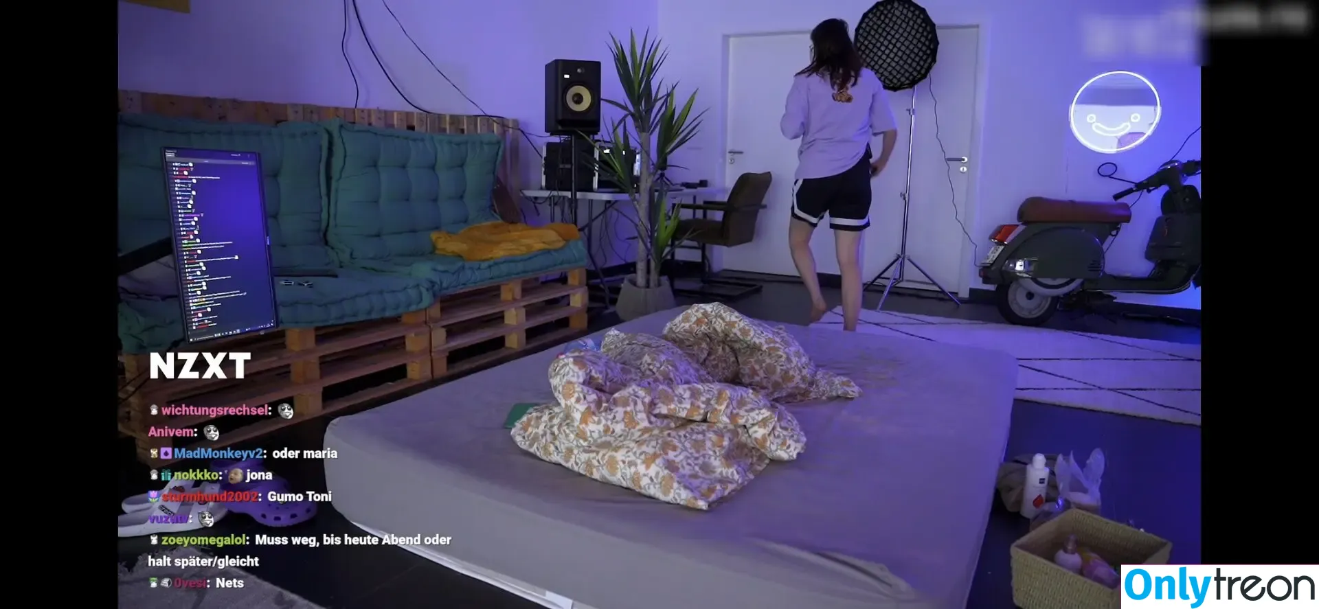Reved nude photo #0136 (RevedTV / ilovebitterlife)