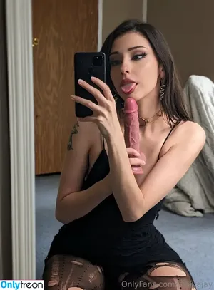 RevolutionarySyrup99 / Maiyajay / maiyajayy nude photo #0140