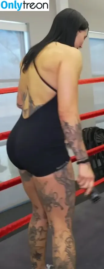 Rhea Ripley nude photo #1730 (RheaRipley_WWE / WWE / notrhearipley)