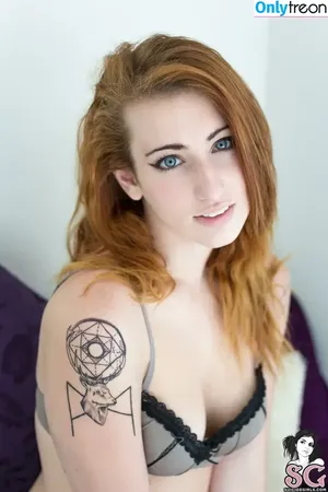 Rhilynn / raelynnriley / rhilynn_saga nude photo #0036
