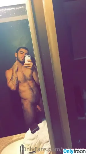 rhtwoun / _ray2low nude photo #0006