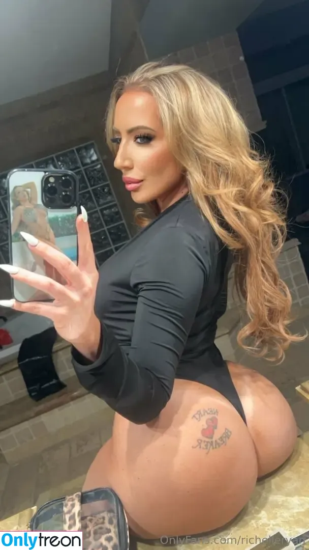 Richelle Ryan nude photo #0063 (onlyrichelleryan / richelleryan)