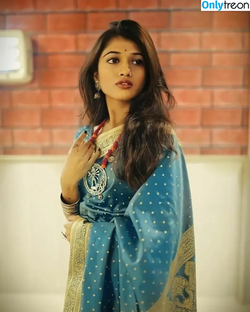 Ridhima Bisht nude photo #0026 (bisht / mooddyritz)