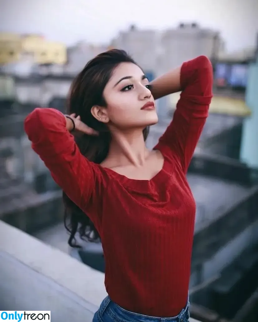 Ridhima Bisht nude photo #0037 (bisht / mooddyritz)