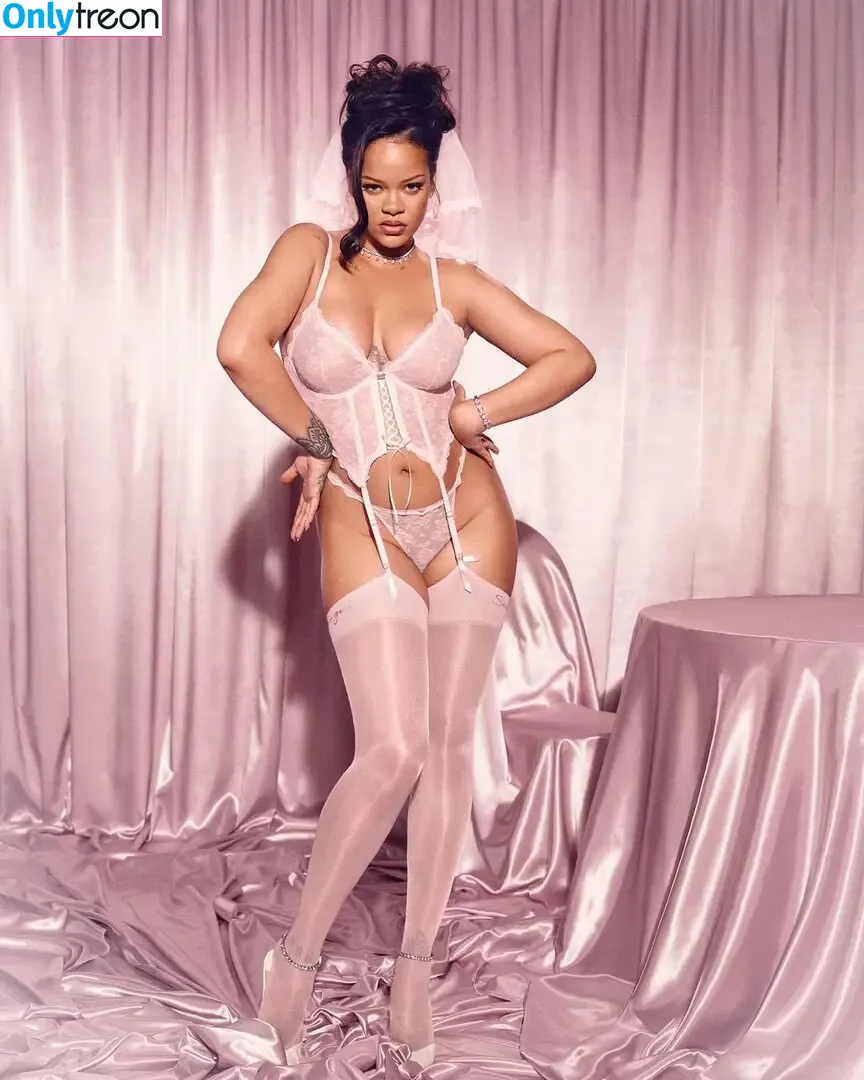 Rihanna nude photo #4548 (badgalriri)