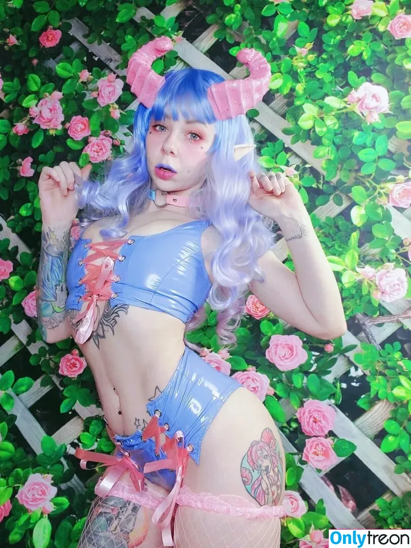 Riini nude photo #0101 (RIINI__)
