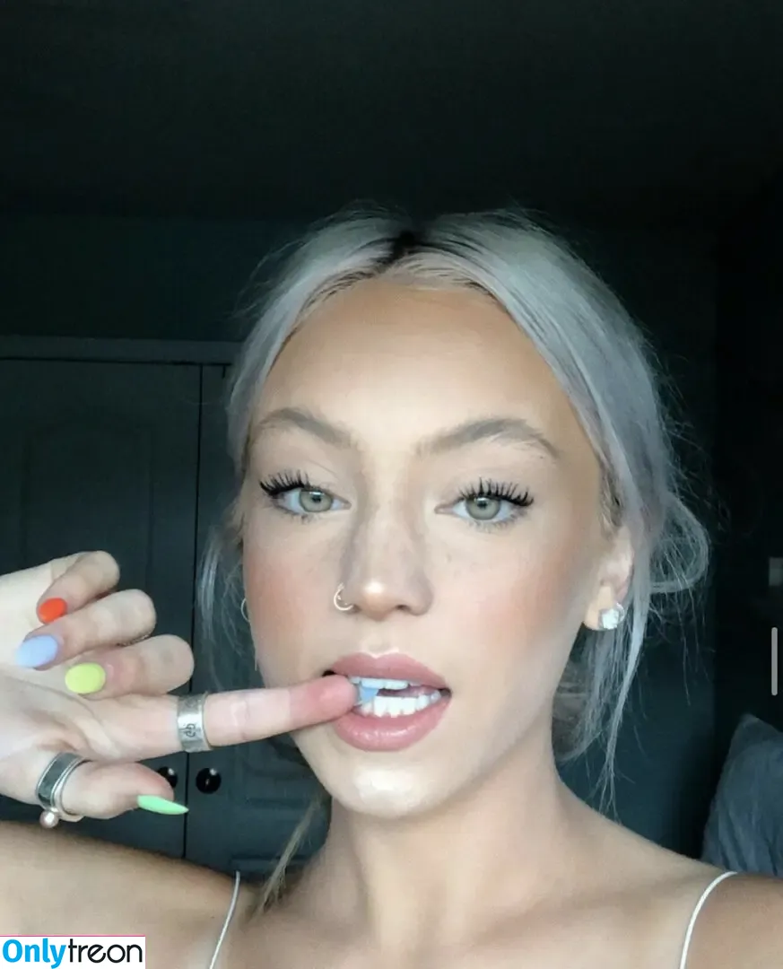 Riley Hubatka nude photo #0091 (rileyhubatka)
