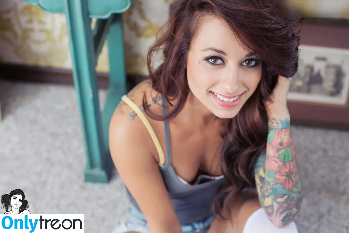 Riley Jensen nude photo #0202 (Erica Mucci / rileyejensen / rileyxxxjensen)