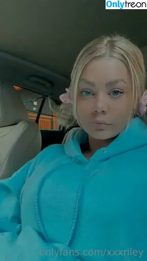 Riley Steele / rileyxinsta / xxxRiley nude photo #0199