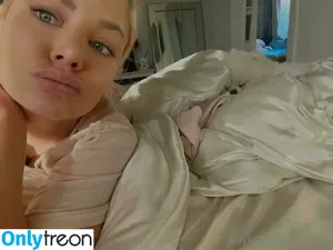 Riley Steele / rileyxinsta / xxxRiley nude photo #0300