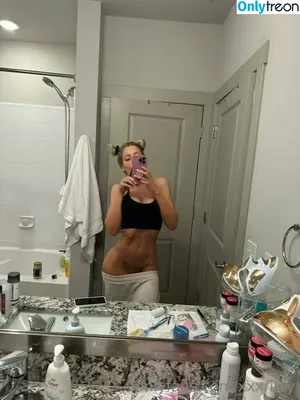 Riley Steele / rileyxinsta / xxxRiley nude photo #0600