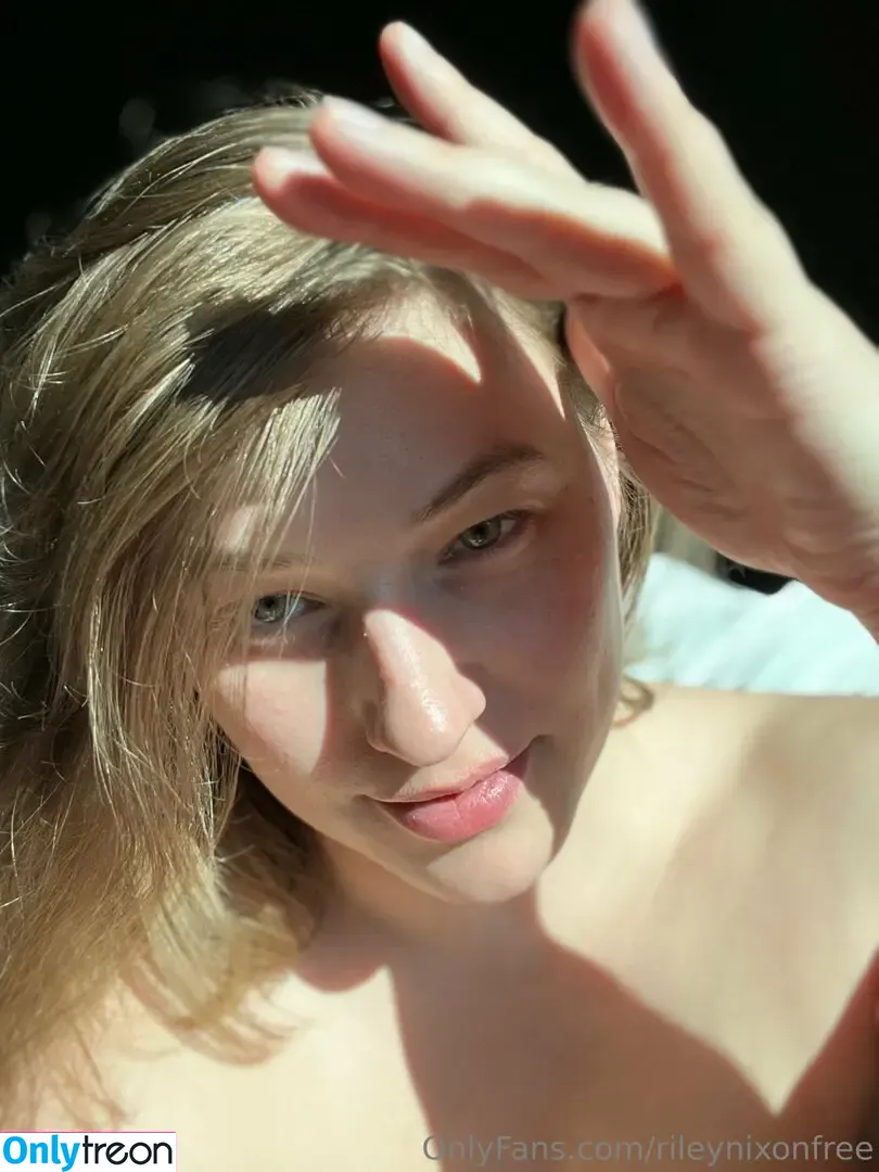 rileynixonfree nude photo #0135 (rileynixon_)